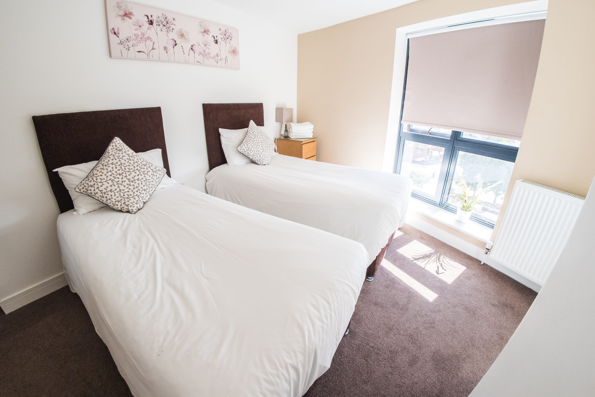 Short Let Apartments Ilford available now! Book fully furnished East London Serviced Accommodation for a week, a month or longer! Urban Stay
