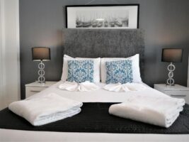 Accommodation Near Tower Hill - Times Square | Urban Stay