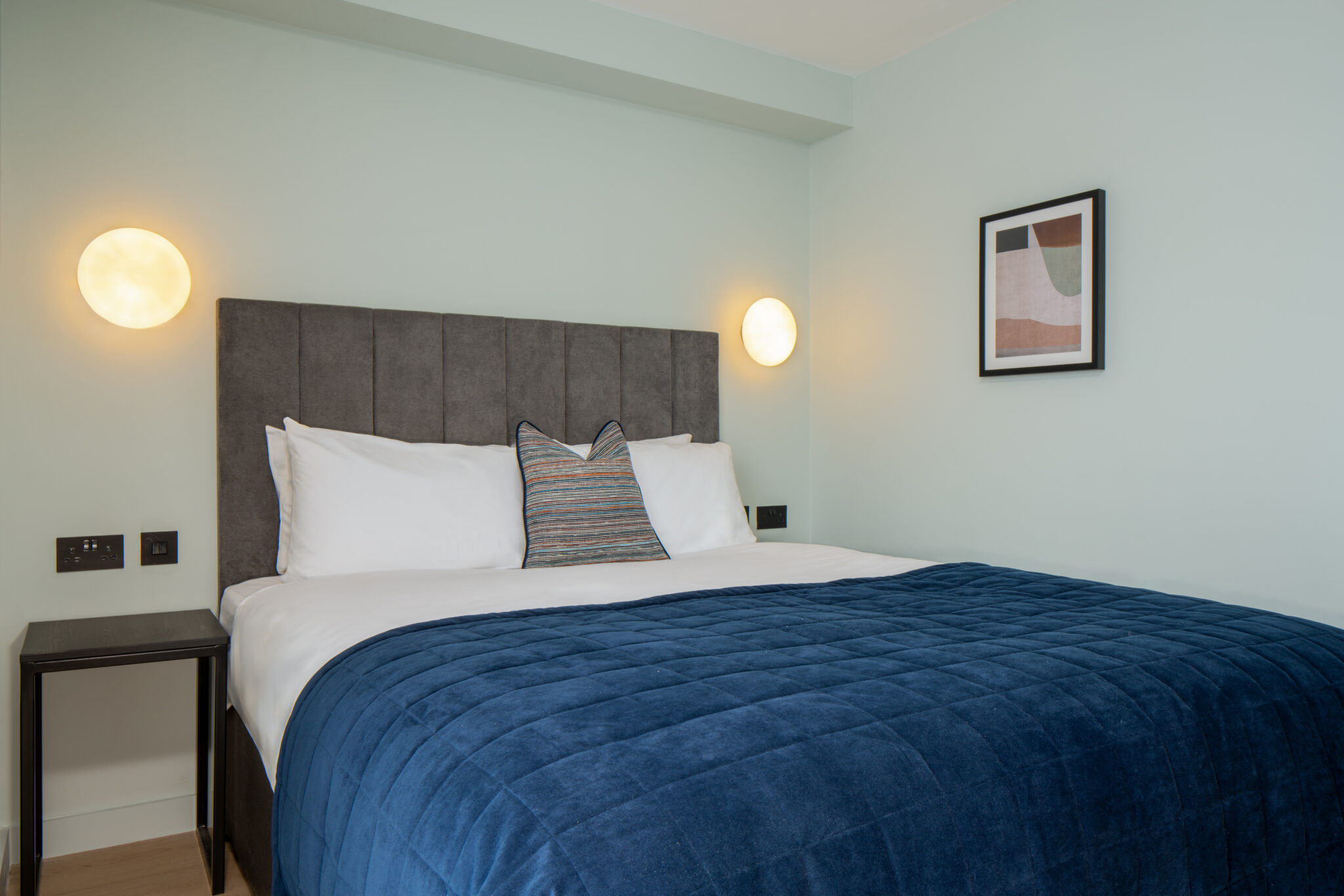 Newhall Square Apartments Serviced Apartments - Birmingham | Urban Stay