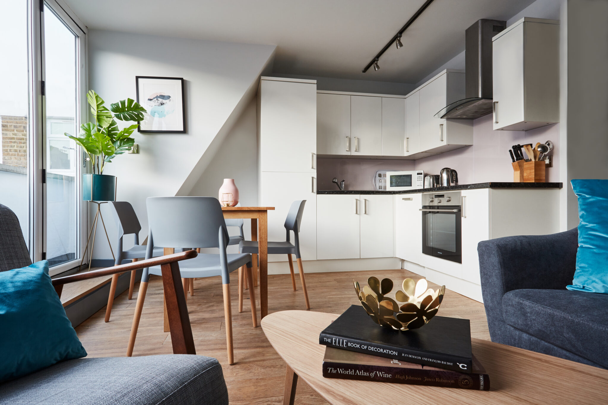 Crown Street Serviced Apartments - Central London Serviced Apartments - London | Urban Stay