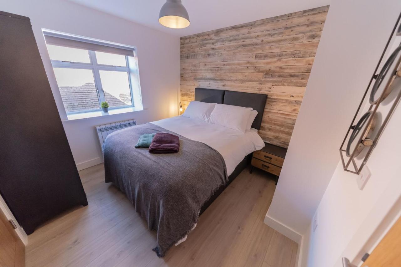 Serviced Apartments Didcot available now! Book Corporate Short Let Accommodation in Oxfordshire with all Bills Incl! No Fees - Best Rates -Call: 02086913920