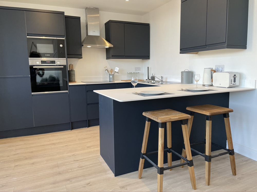 Serviced Apartments Didcot available now! Book Corporate Short Let Accommodation in Oxfordshire with all Bills Incl! No Fees - Best Rates -Call: 02086913920