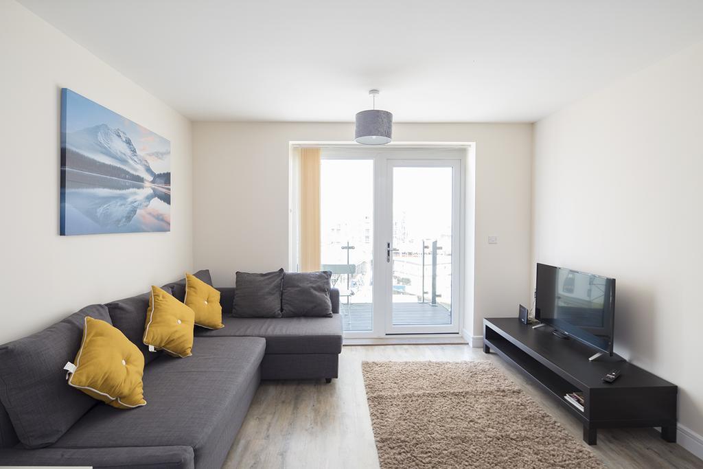 Serviced Apartments Gillingham available now! Book Corporate Short Let Accommodation in Kent now! All Bills Incl - Free Wifi - Best Rates -Call: 02086913920