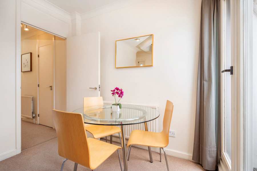 Essel House Apartments - Central London Serviced Apartments - London | Urban Stay